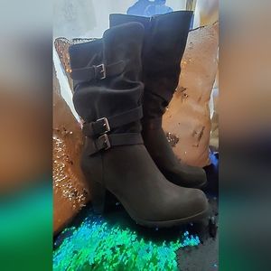 Madeline Boots 9M